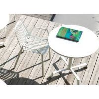 Silla moderna con reposabrazos RION de Fast